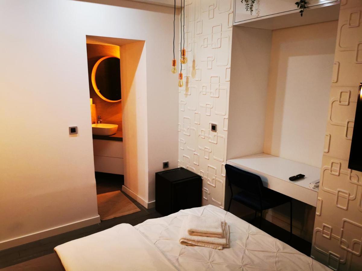 זאגרב Apartment And Rooms Marinac מראה חיצוני תמונה